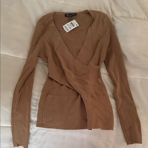 Nice Nude Women's Sweater Top